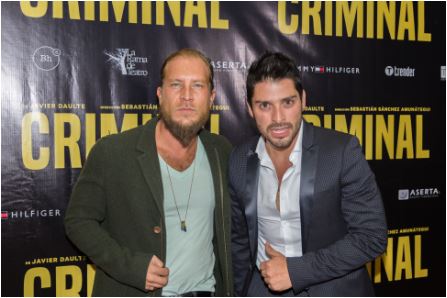 Alfombra roja, obra Criminal