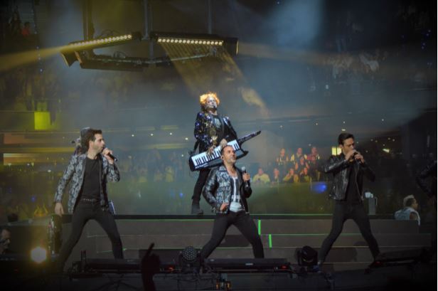 90s Pop Tour, La Despedida