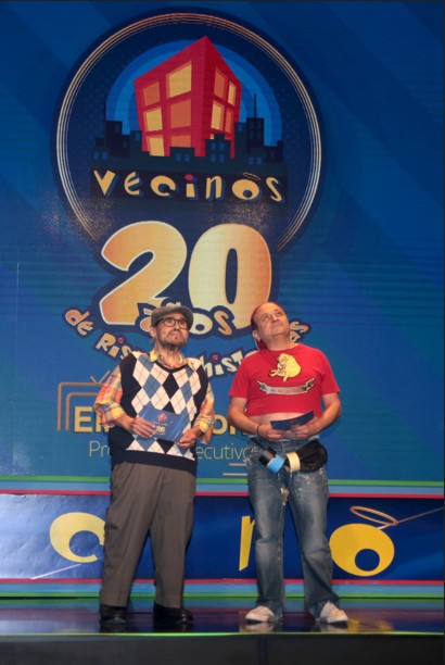Presentación, serie Vecinos 20 años